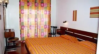 Iate Aparthotel 3*