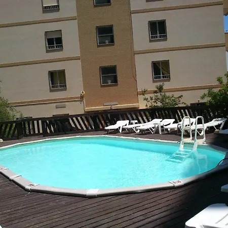 Iate Aparthotel 3*