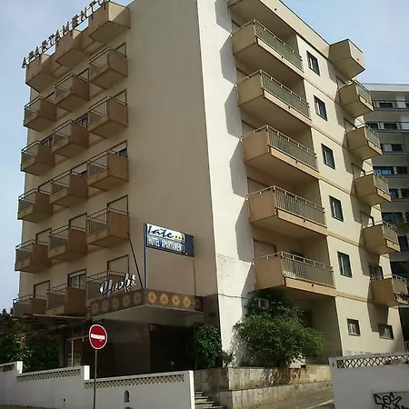 Aparthotel Iate 3*
